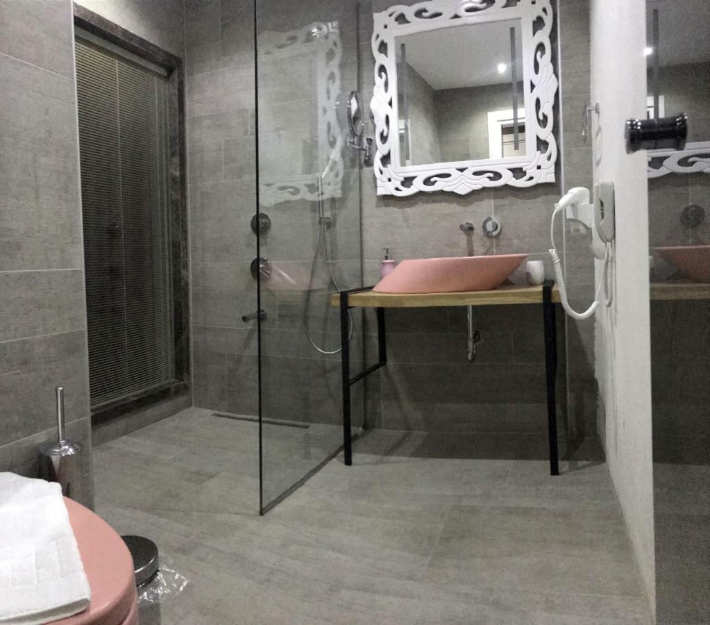 Ferush Boutique Hotel Urla Zewnętrze zdjęcie